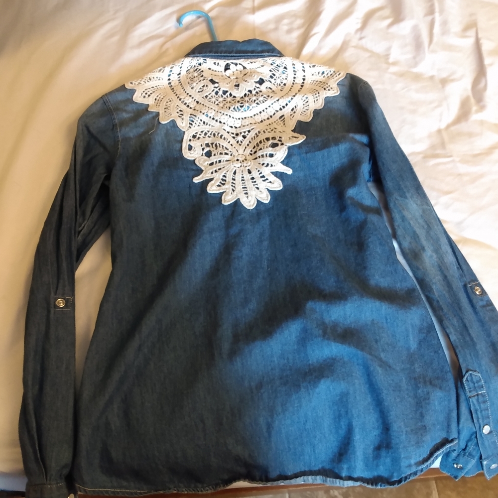 Cute denim top